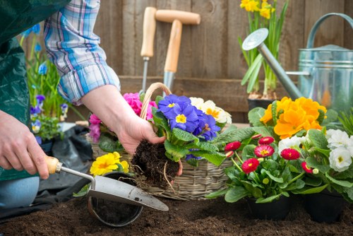 Local transfer station handling separated landscaping materials